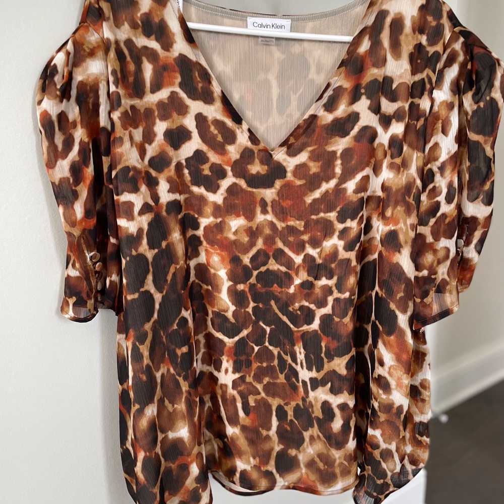 Calvin Klein Leopard print Puff Sleeve Blouse